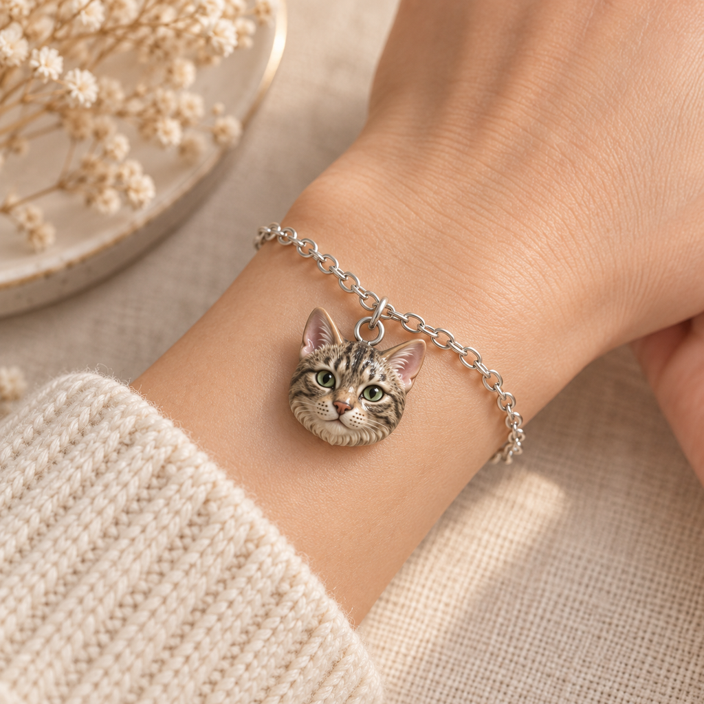 Personalisiertes Katzenkopf-Charm am Armband – Armband nicht enthalten