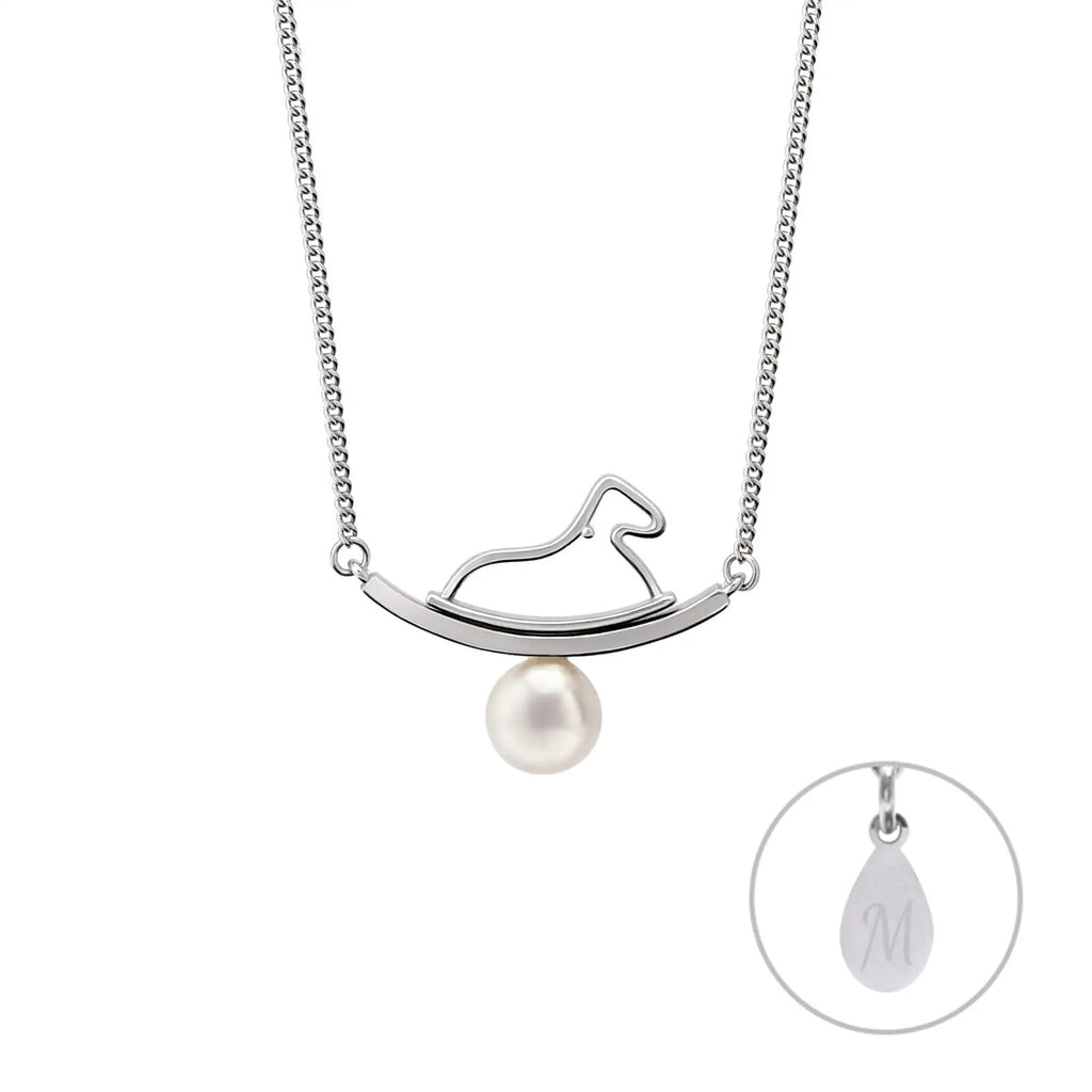 Schaukelpferd Halskette aus 925 Silber mit Süßwasserperle – Märchenhaft und elegant