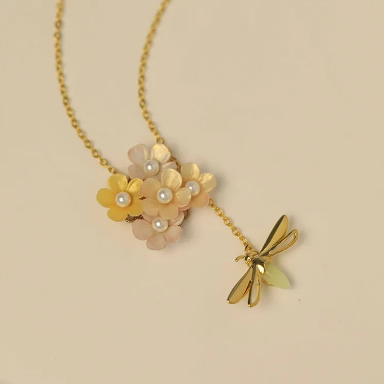Handmade flower necklace for women-1