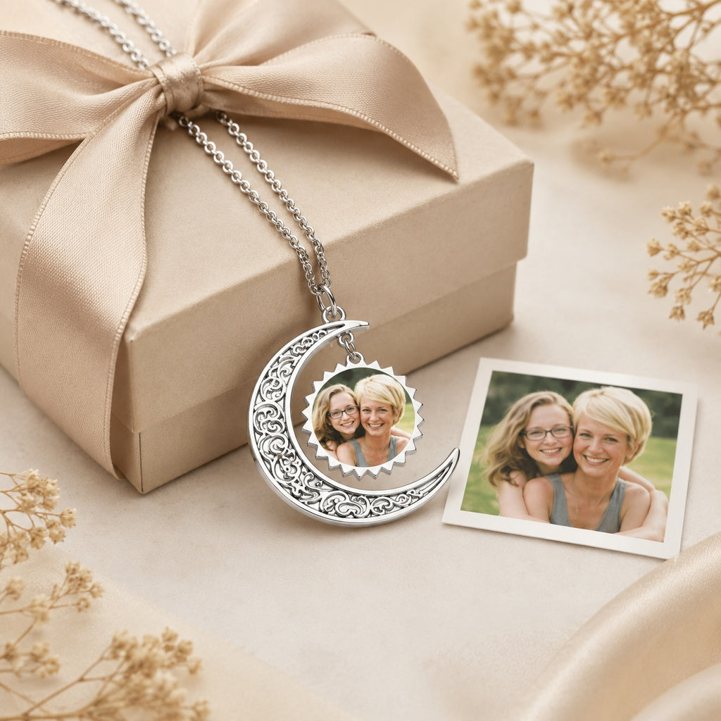 Personalisierte Mond Halskette mit Foto Silber Erinnerungsschmuck